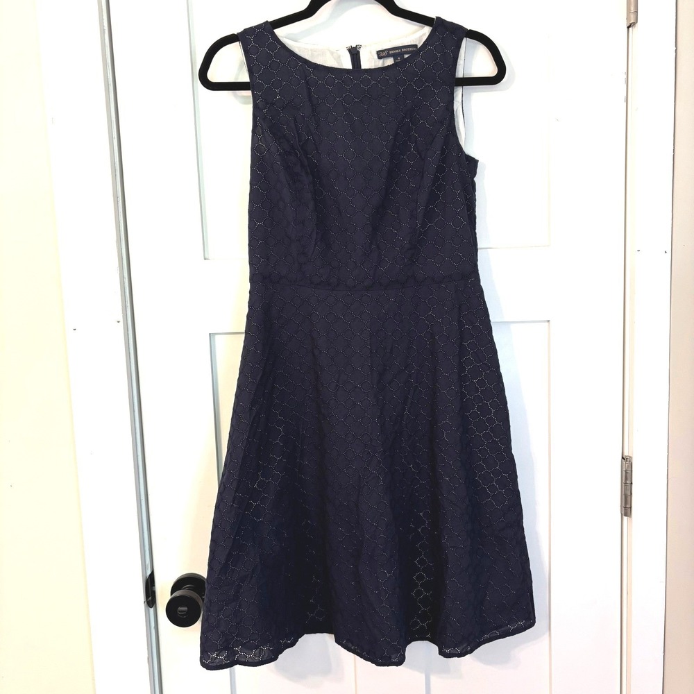 Brooks Brothers 346 Navy Blue Cotton Eyelet Fit and Flare Dress Sleeveless 4